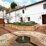 Viviendas Turisticas Arrayanes *
